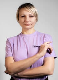 Олена Курилова