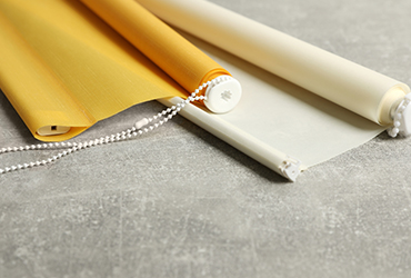 Як заміряти вікно для рулонних штор: професійна інструкція майстра з замірів